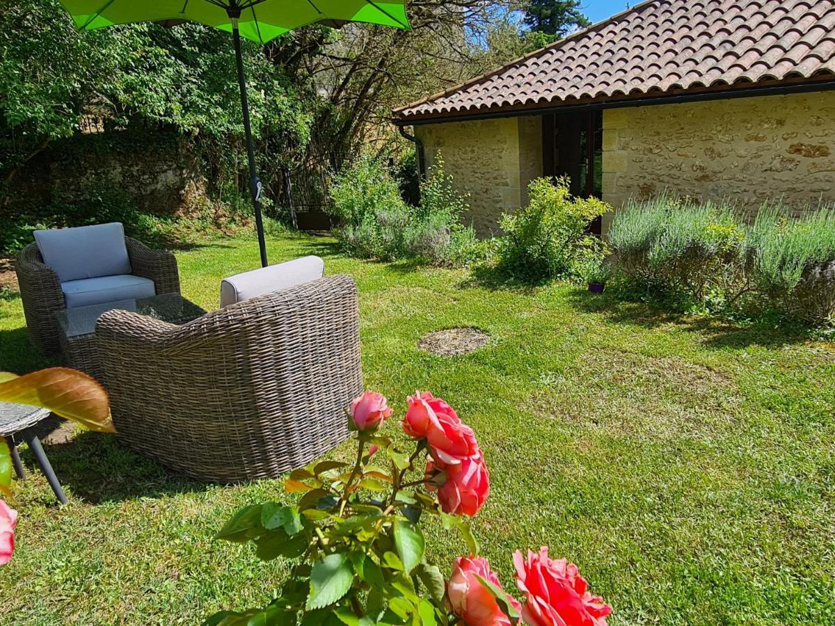 Ferme De Tayac - Charme Avec Pool Hotel Les Eyzies Eksteriør billede